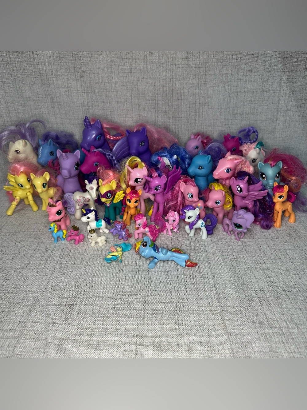 Lot of 37 toy ponies My Little Pony and randoms